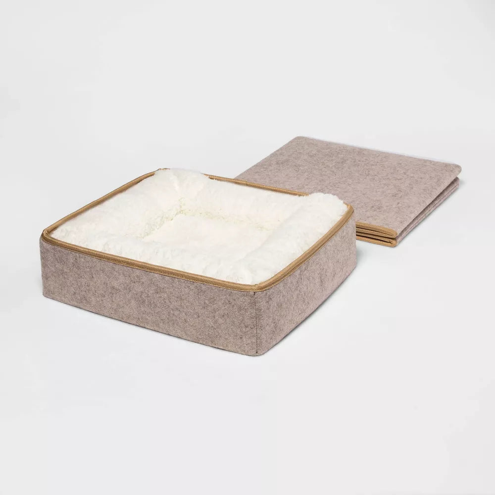 Stackable Felt Covered Cardboard Cat Condo Bed With Washable Top Nap Pad