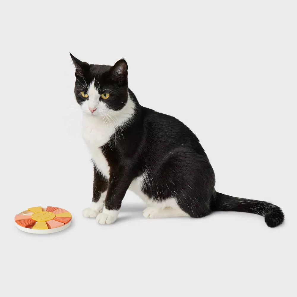 Sunshine Shape Treat Puzzle Interactive Cat Toy With Multi Compartments