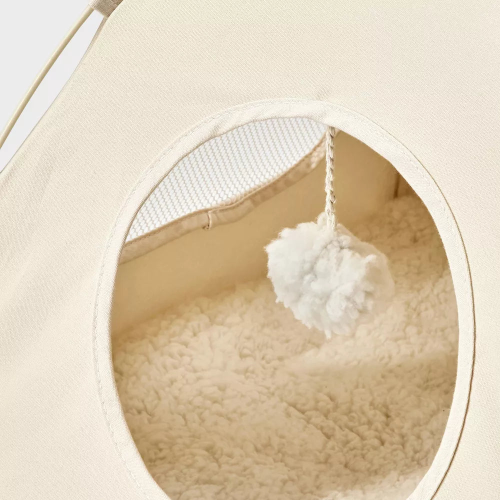 S Size Enclosed Tent Cat Bed With 100% Recycled Poly-Fiber Fill
